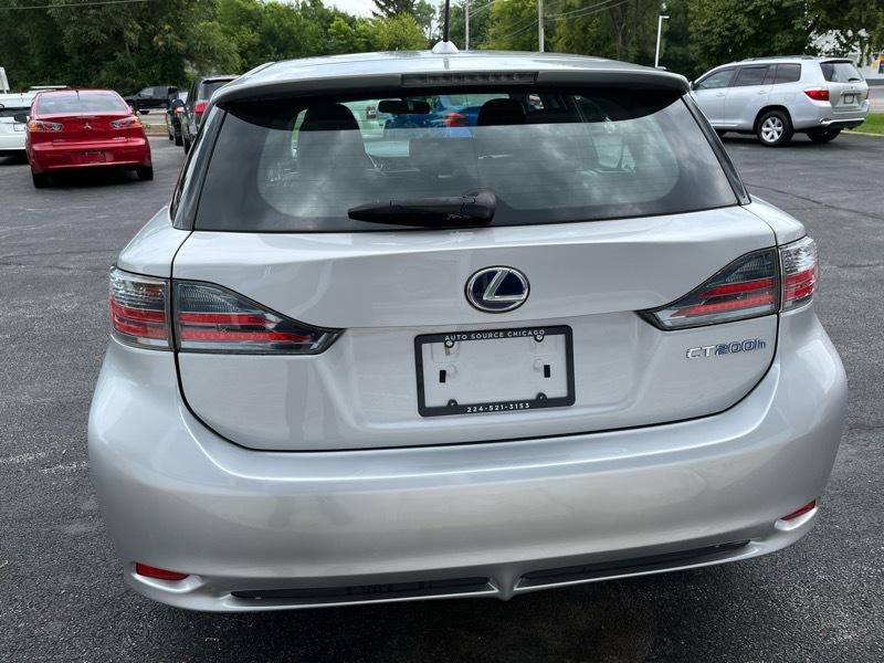Lexus CT 200h Base 2011