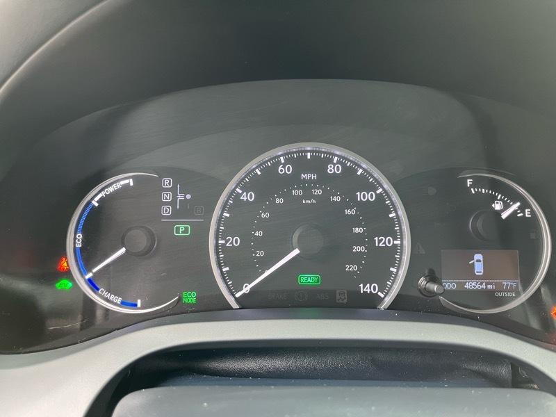 Lexus CT 200h Base 2011