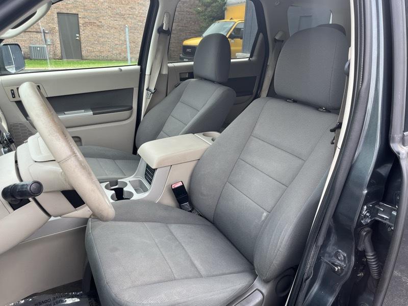 Ford Escape XLT FWD V6 2009