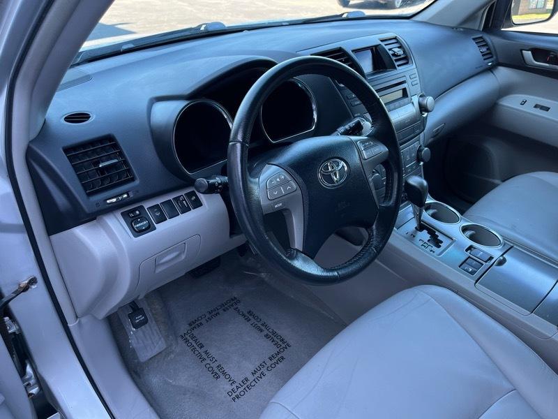 Toyota Highlander Sport 4WD 2010