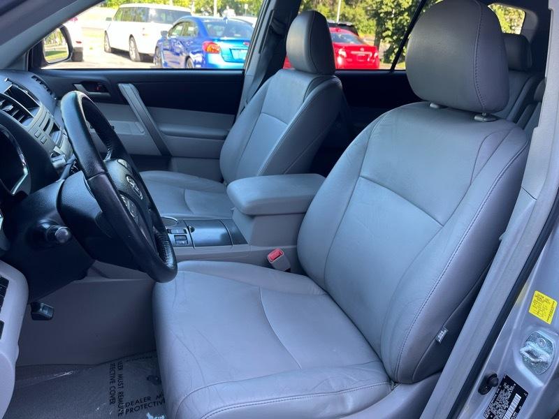 Toyota Highlander Sport 4WD 2010