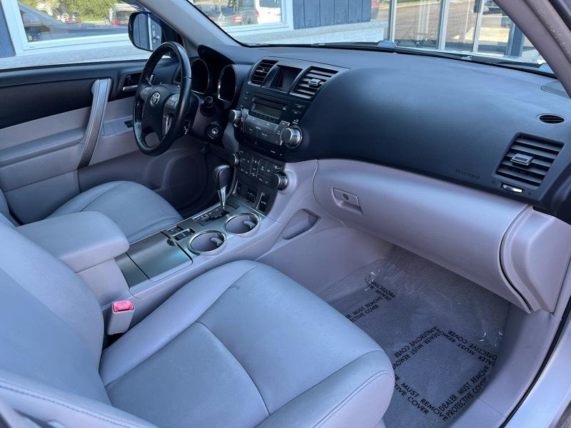 Toyota Highlander Sport 4WD 2010