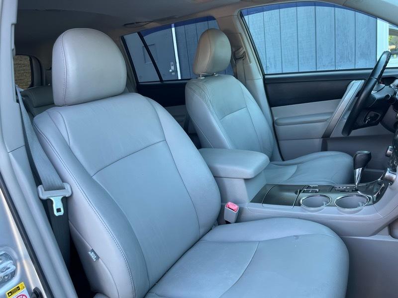 Toyota Highlander Sport 4WD 2010