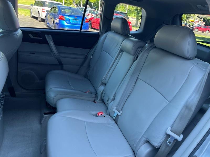 Toyota Highlander Sport 4WD 2010
