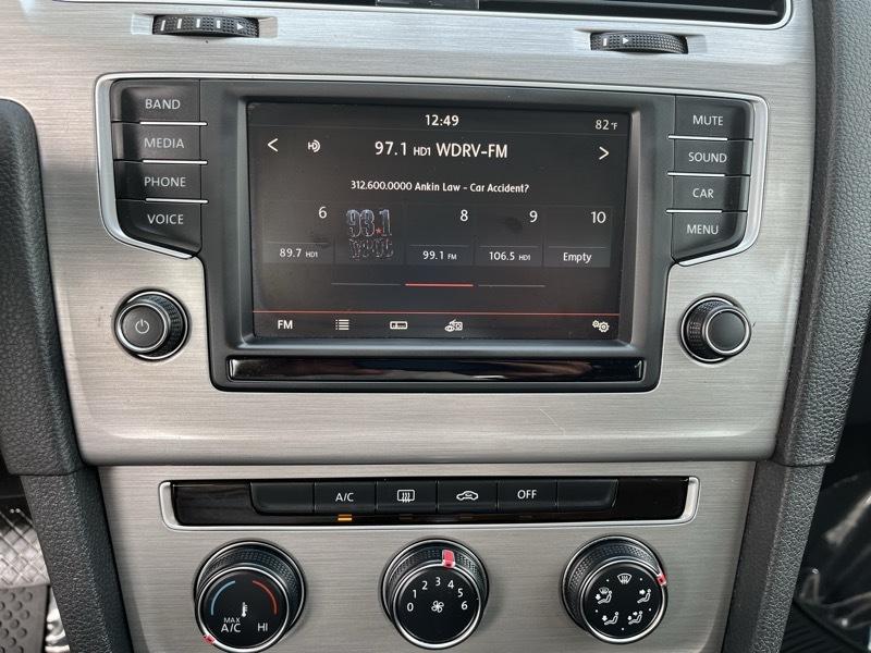 Volkswagen Golf TSI S 6A 2016