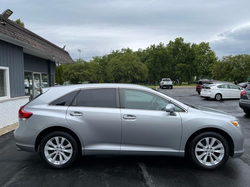 Toyota Venza XLE 4D SUV 2015