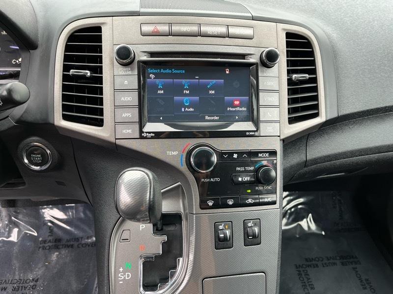Toyota Venza XLE 4D SUV 2015
