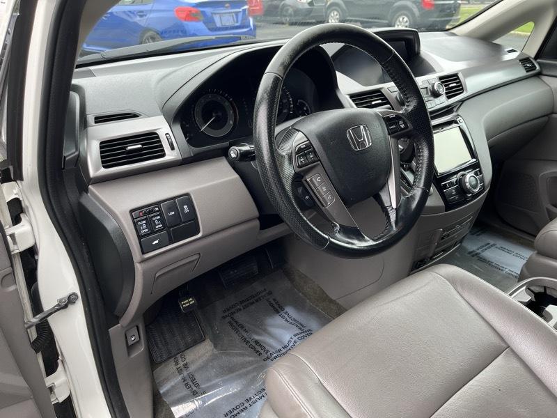 Honda Odyssey EX-L w/ DVD 2015