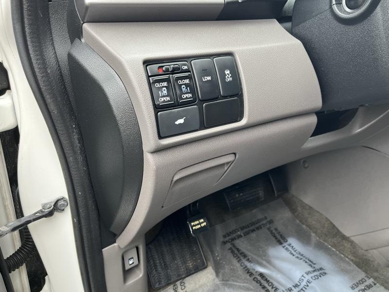 Honda Odyssey EX-L w/ DVD 2015