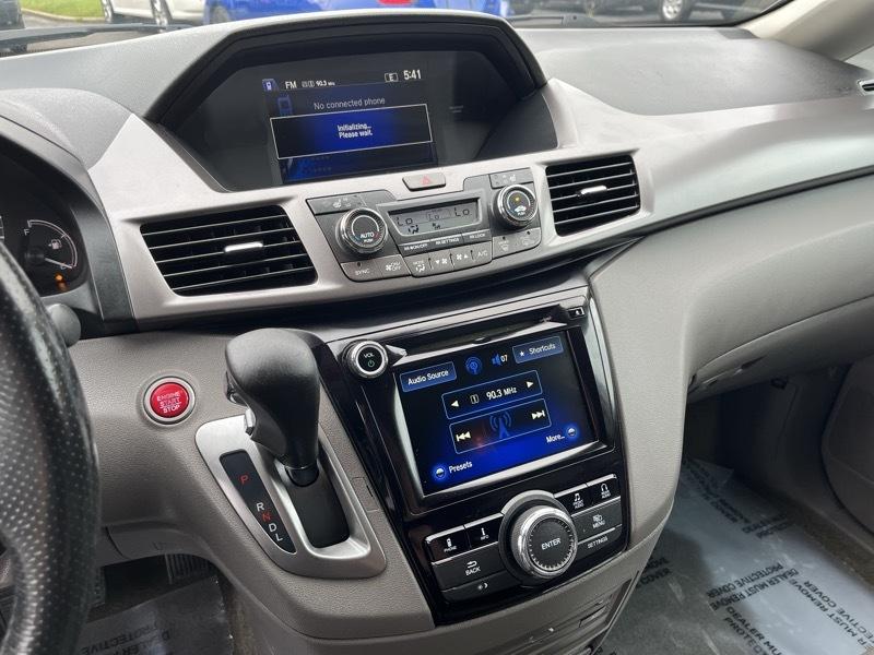 Honda Odyssey EX-L w/ DVD 2015