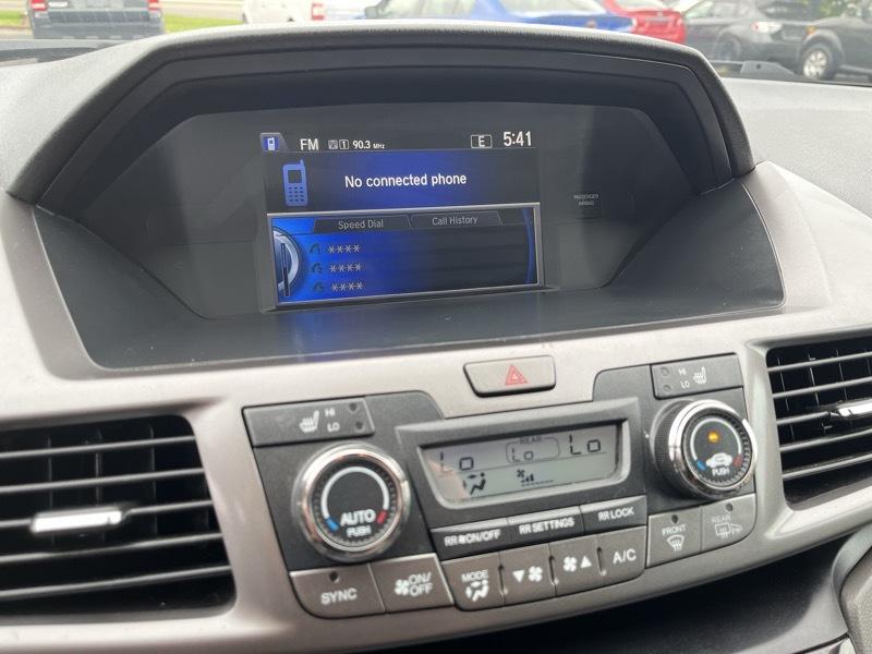 Honda Odyssey EX-L w/ DVD 2015