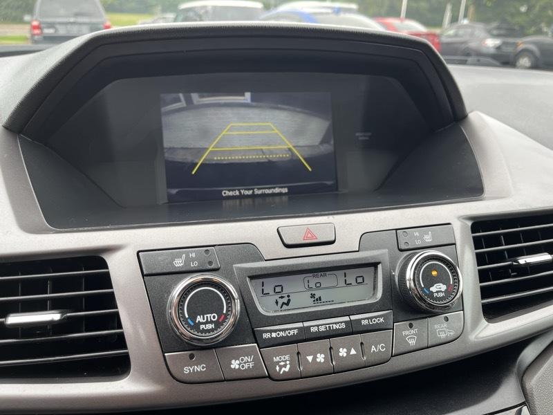 Honda Odyssey EX-L w/ DVD 2015