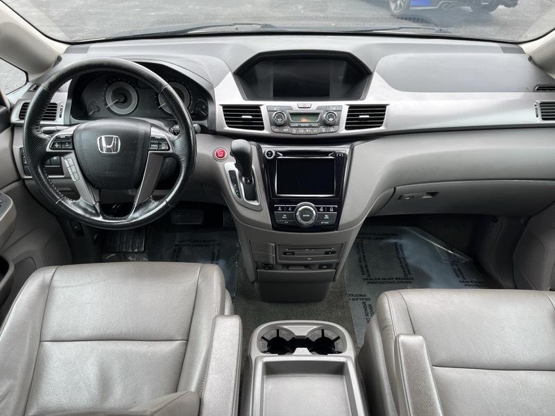 Honda Odyssey EX-L w/ DVD 2015