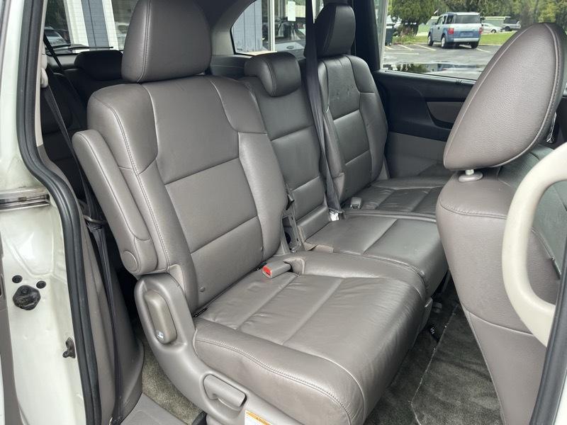 Honda Odyssey EX-L w/ DVD 2015