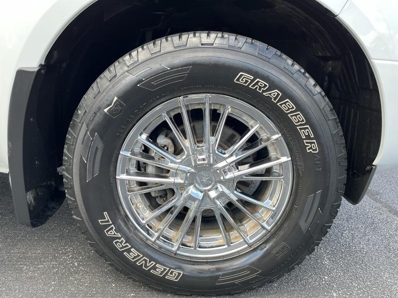 Nissan Frontier 4WD Crew Cab SWB Auto SV 2014