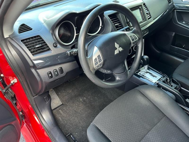 Mitsubishi Lancer ES 4D Sedan 2016