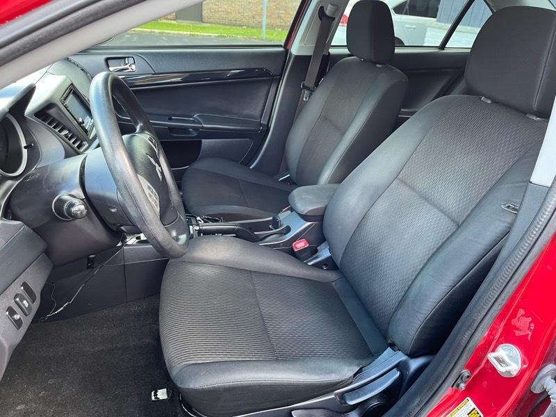 Mitsubishi Lancer ES 4D Sedan 2016