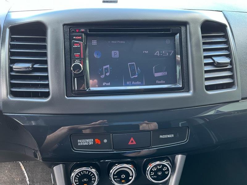 Mitsubishi Lancer ES 4D Sedan 2016