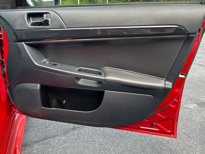 Mitsubishi Lancer ES 4D Sedan 2016