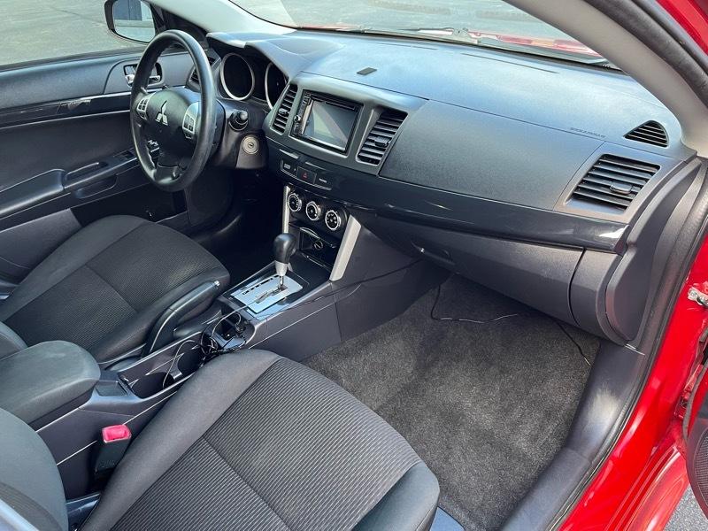 Mitsubishi Lancer ES 4D Sedan 2016