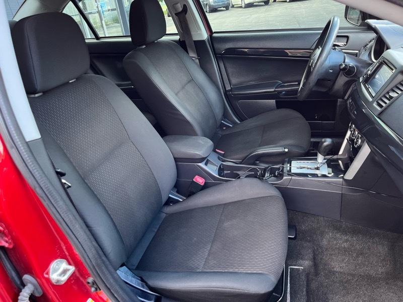 Mitsubishi Lancer ES 4D Sedan 2016