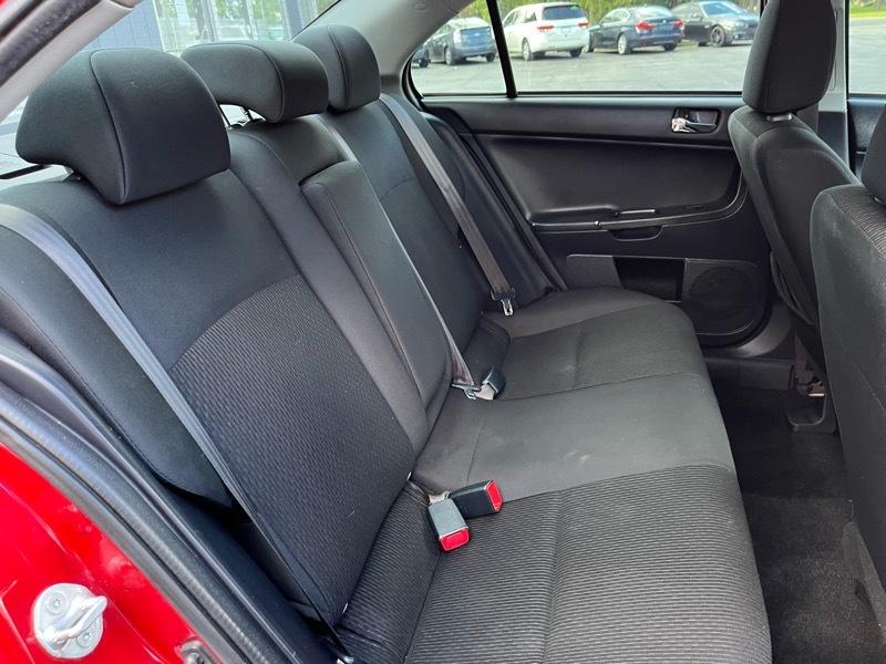 Mitsubishi Lancer ES 4D Sedan 2016