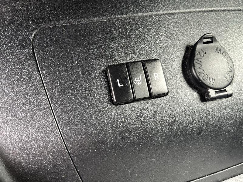 Toyota Prius 5dr HB Five (Natl) 2014