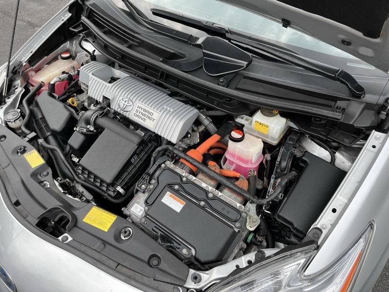 Toyota Prius 5dr HB Five (Natl) 2014