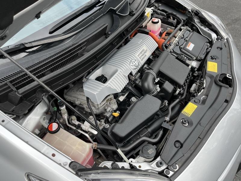 Toyota Prius 5dr HB Five (Natl) 2014