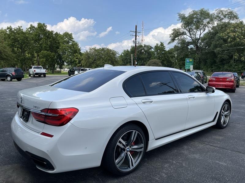 BMW 7-Series 750i xDrive 2016