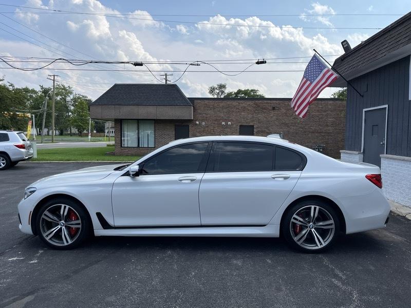 BMW 7-Series 750i xDrive 2016