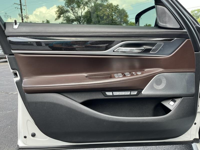 BMW 7-Series 750i xDrive 2016