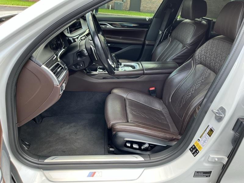 BMW 7-Series 750i xDrive 2016