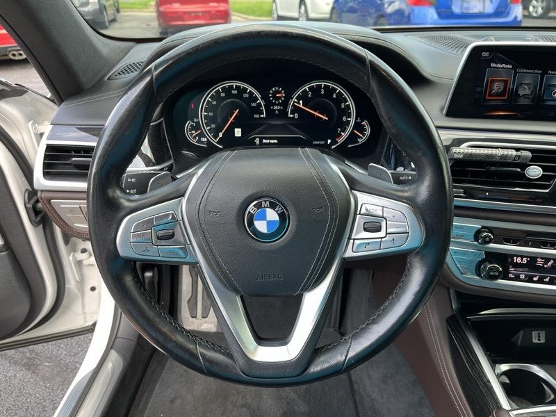 BMW 7-Series 750i xDrive 2016