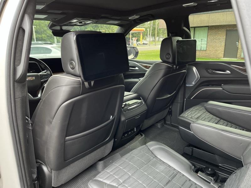Cadillac Escalade Sport Platinum AWD 2023