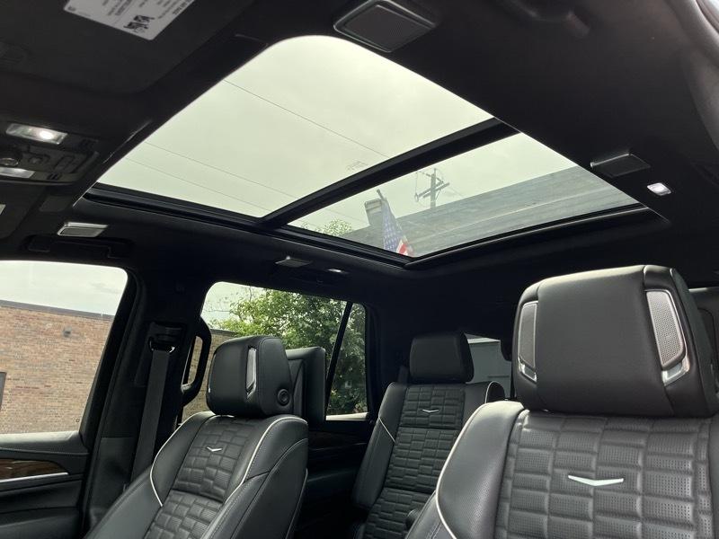 Cadillac Escalade Sport Platinum AWD 2023