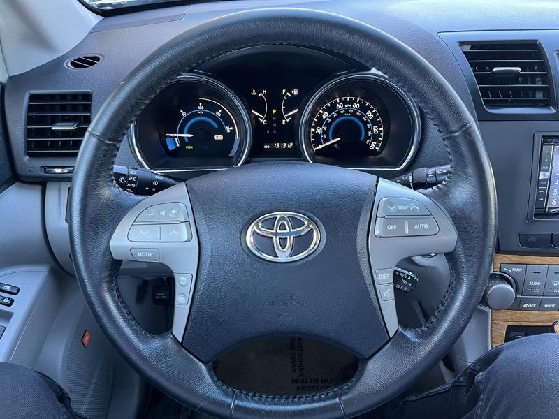 Toyota Highlander Hybrid Limited 4WD 2010