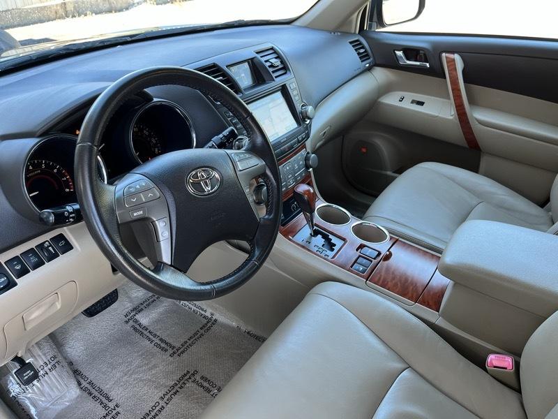 Toyota Highlander Limited 4WD 2009