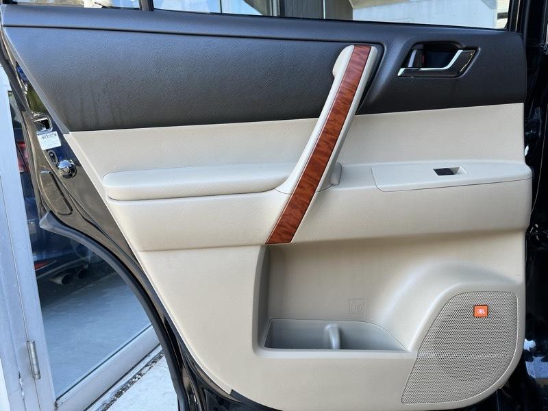 Toyota Highlander Limited 4WD 2009
