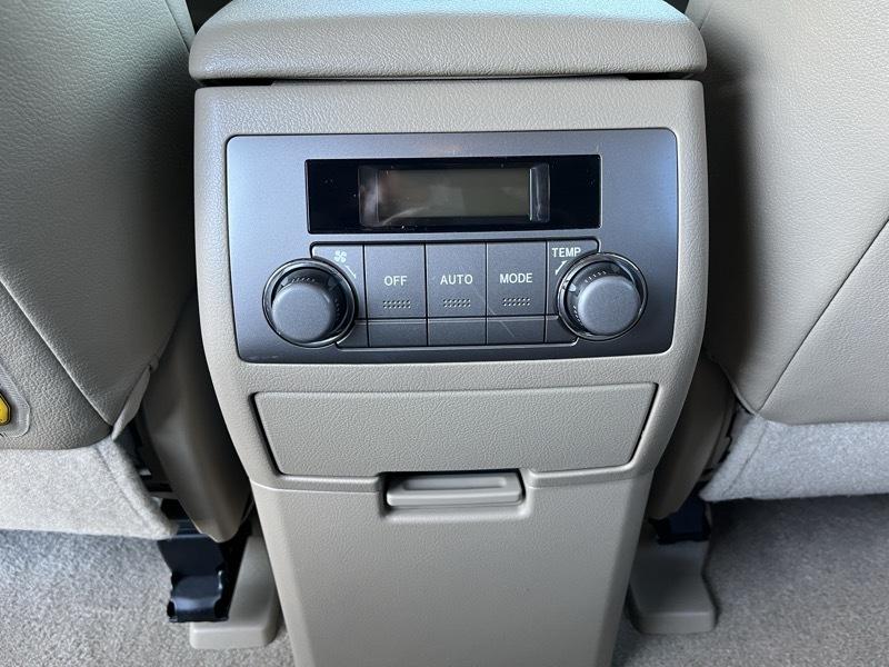 Toyota Highlander Limited 4WD 2009