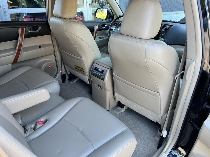 Toyota Highlander Limited 4WD 2009