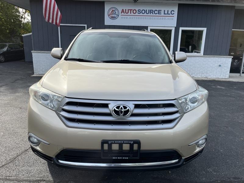 Toyota Highlander Base 4WD 2013
