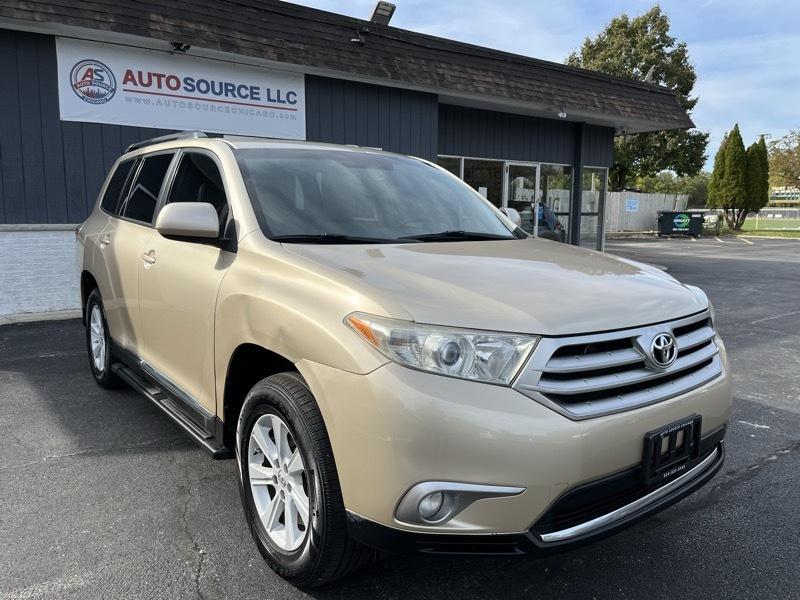 Toyota Highlander Base 4WD 2013