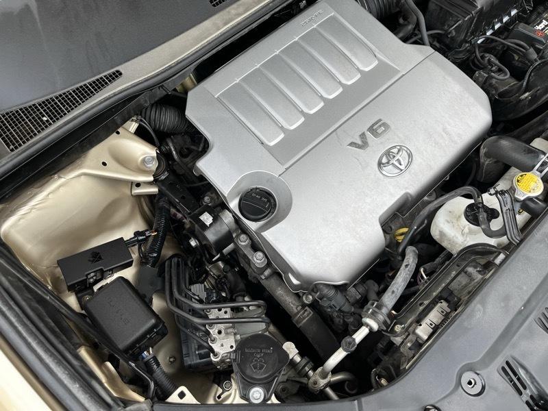 Toyota Highlander Base 4WD 2013