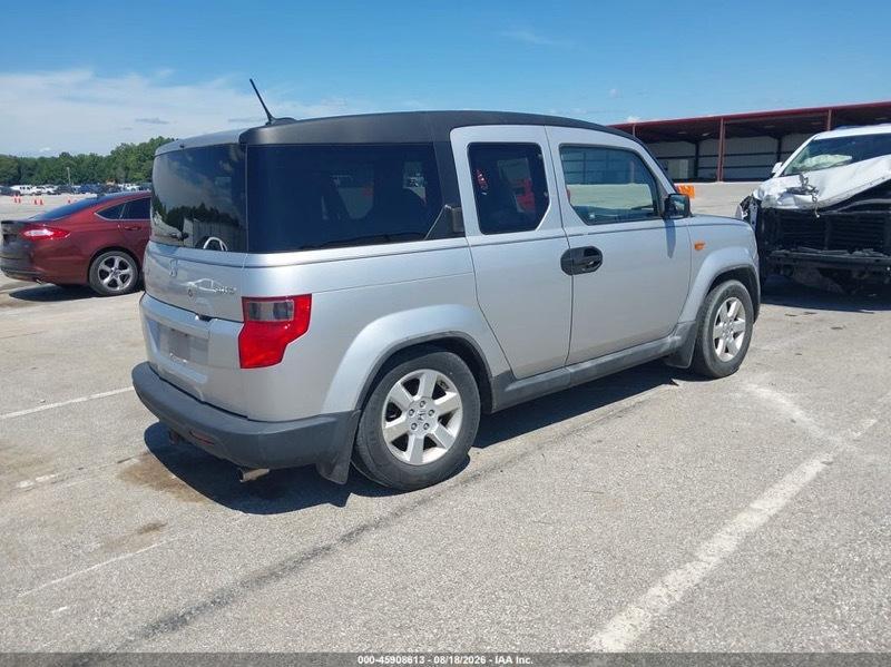 Honda Element EX 4WD AT 2010