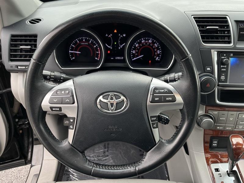Toyota Highlander Limited 4WD 2013