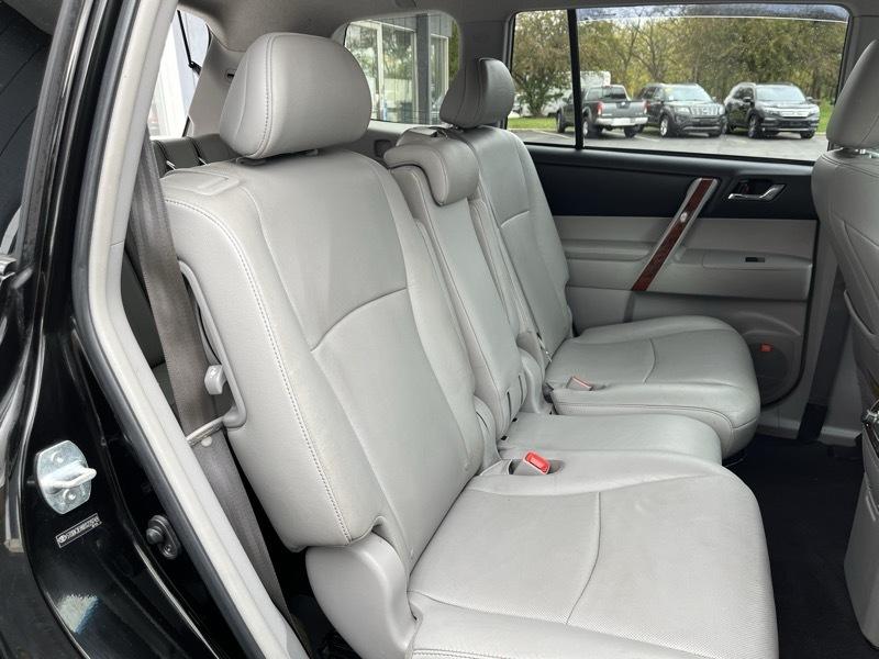 Toyota Highlander Limited 4WD 2013