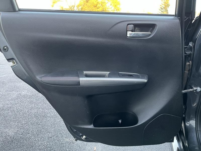 Subaru Impreza WRX 5-Door 2012
