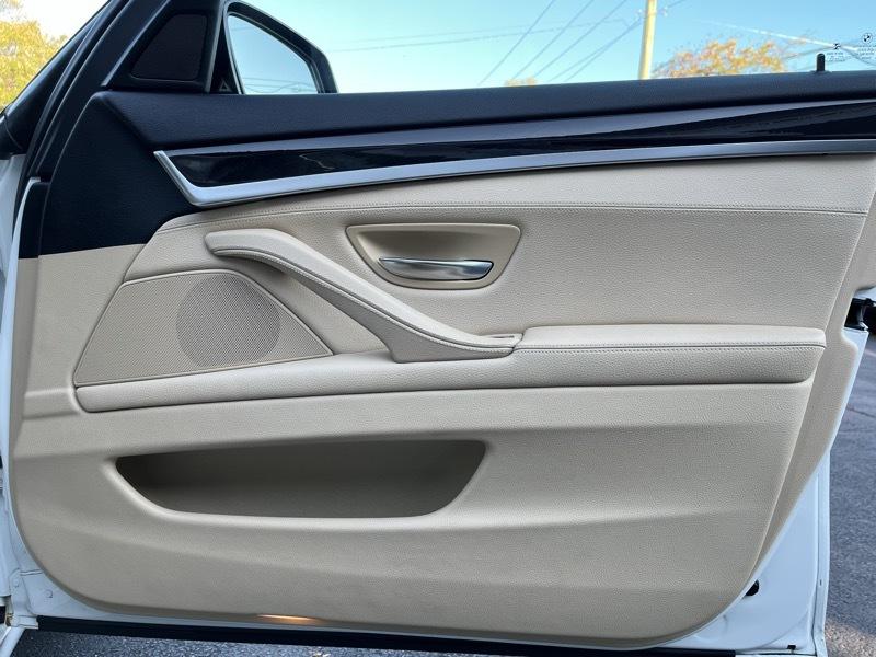 BMW 5-Series 535i xDrive 2015