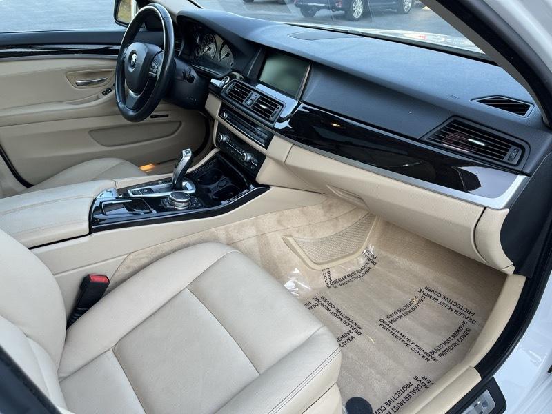 BMW 5-Series 535i xDrive 2015